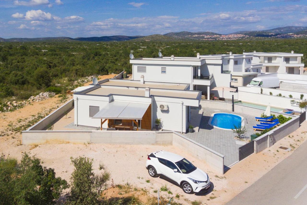 שיבניק Villa Jadrija Beach מראה חיצוני תמונה