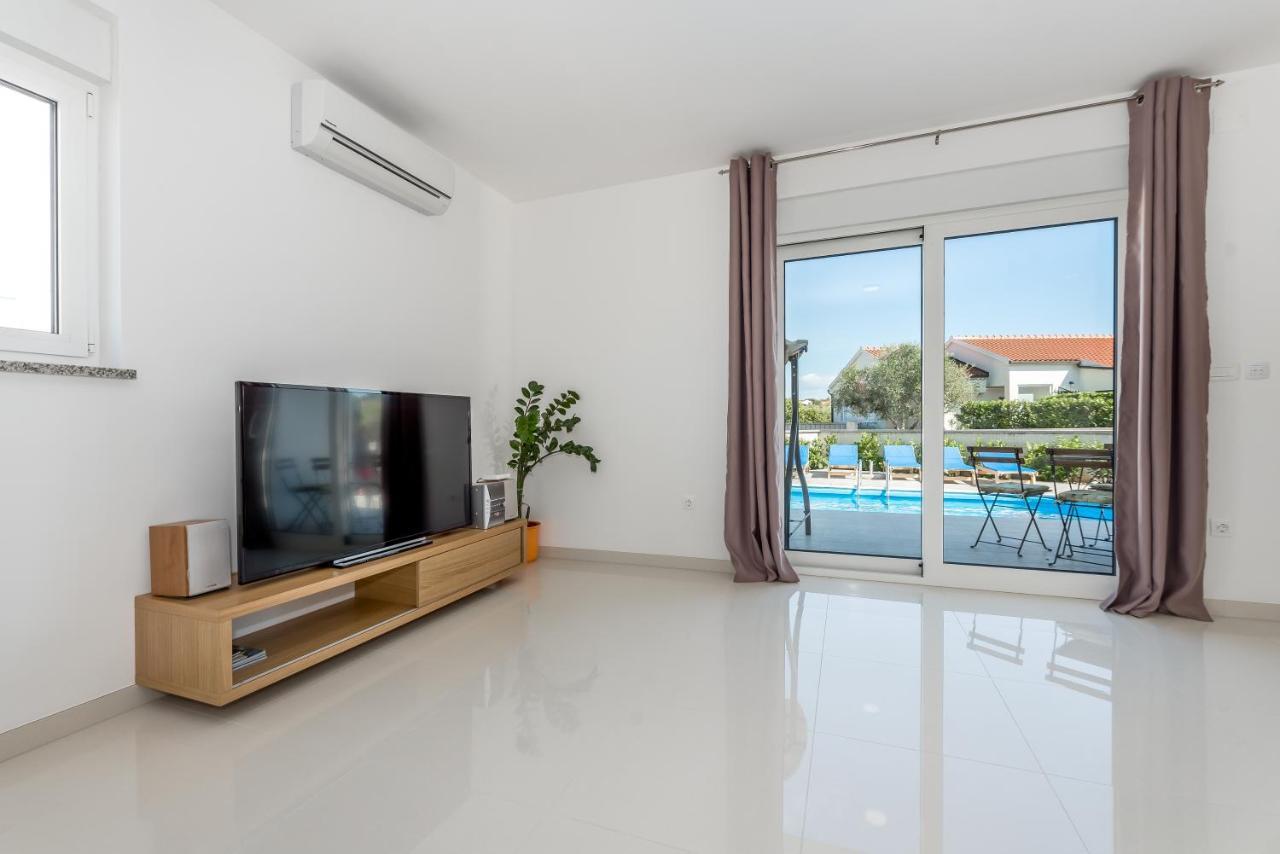 שיבניק Villa Jadrija Beach מראה חיצוני תמונה