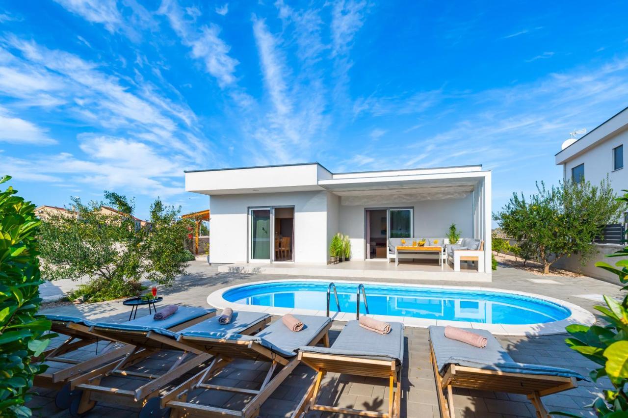 שיבניק Villa Jadrija Beach מראה חיצוני תמונה