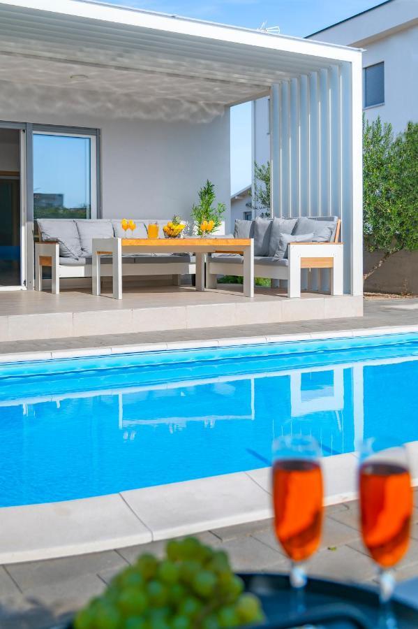 שיבניק Villa Jadrija Beach מראה חיצוני תמונה