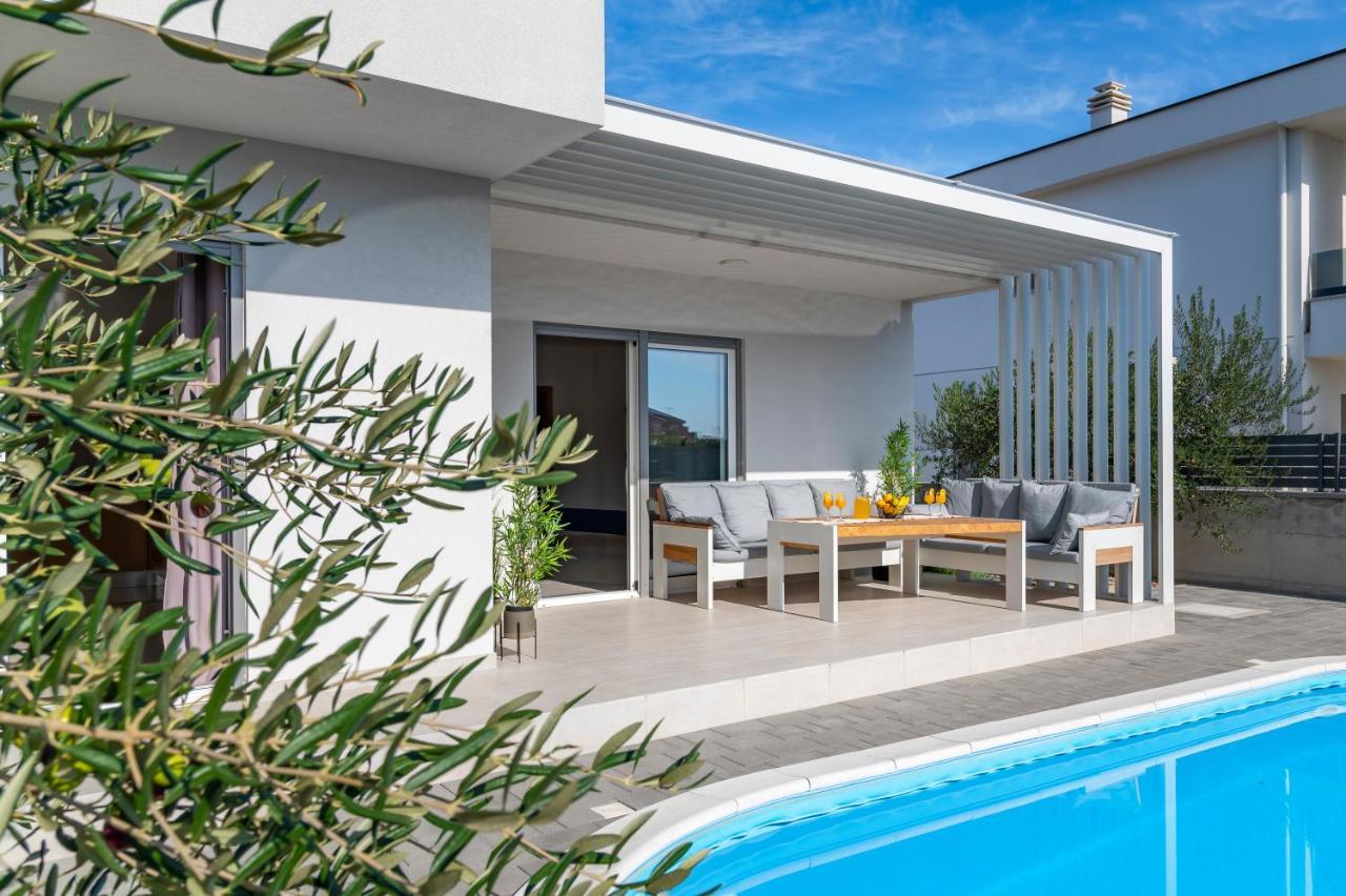 שיבניק Villa Jadrija Beach מראה חיצוני תמונה